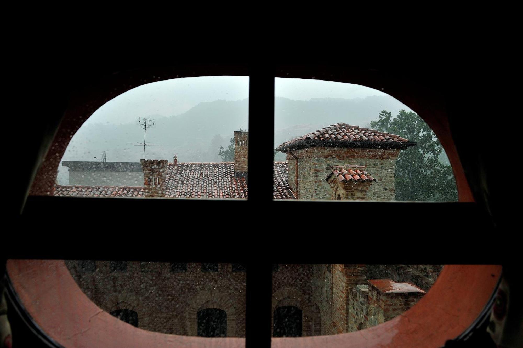 Castello Di Strambinello Panzió Szoba fotó