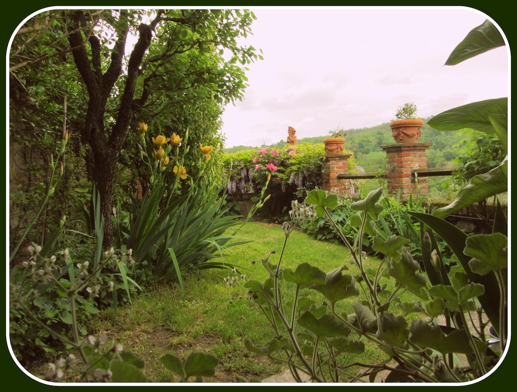 Castello Di Strambinello Panzió Kültér fotó